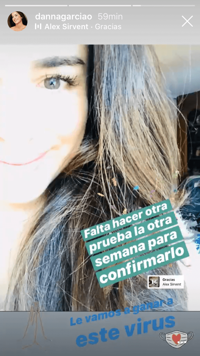 "Falta hacer otra prueba la otra semana para confirmarlo. 
<b><a href="https://www.univision.com/famosos/sin-revelar-su-paradero-danna-garcia-dice-que-dejo-el-hospital-aunque-sigue-en-tratamiento-contra-el-coronavirus-video" target="_blank">Le vamos a ganar a este virus</a></b>", reiteró.
<br>