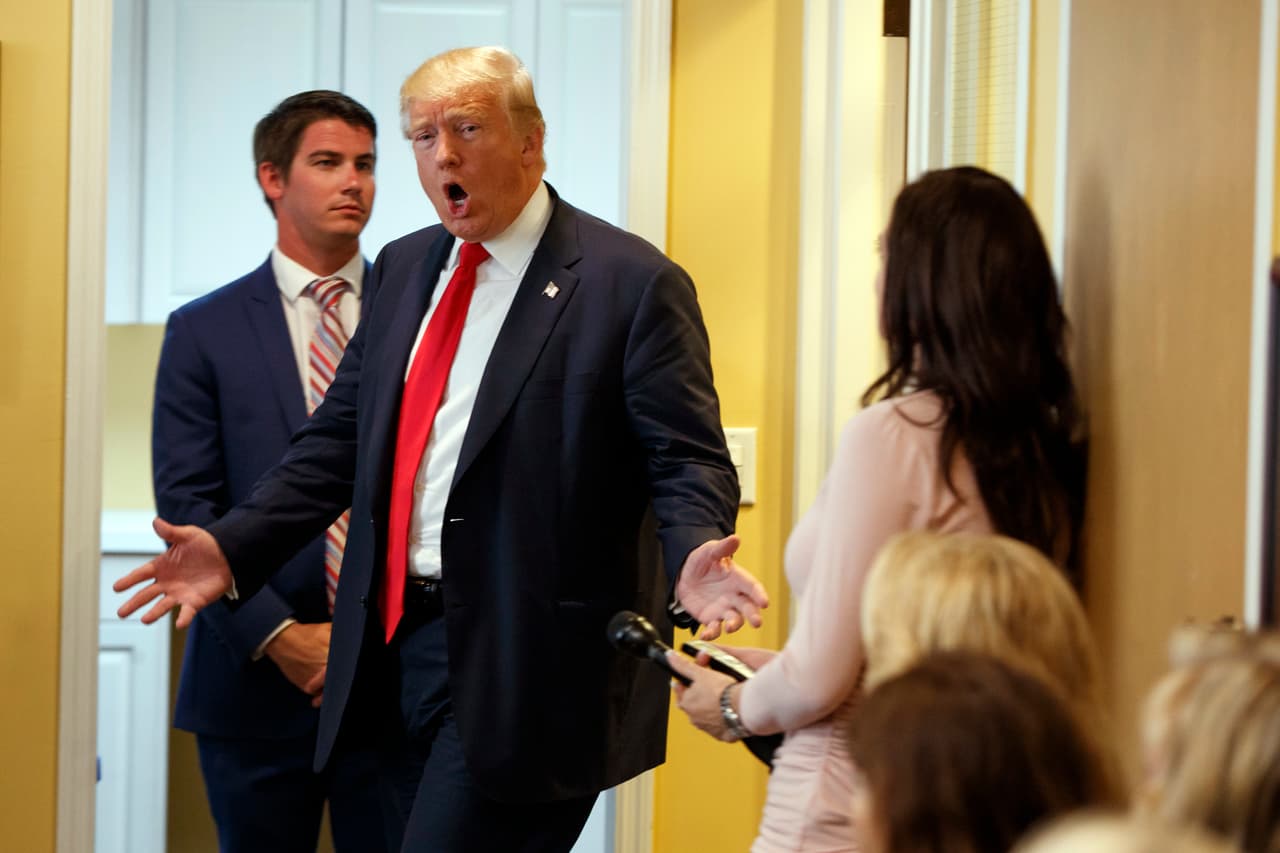 Retrato de Trump en el 'búnker': las horas más bajas del candidato menos convencional