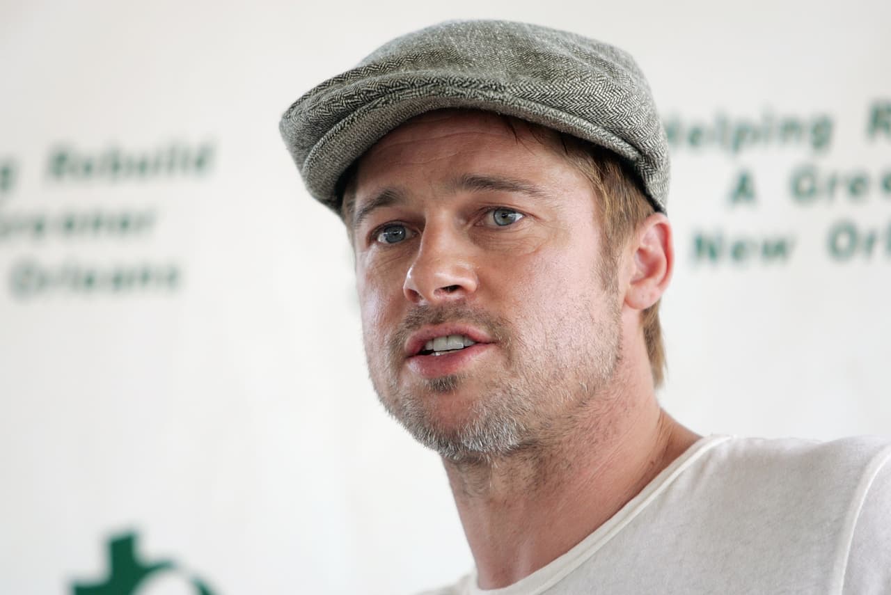 La historia del falso Brad Pitt que le robó $186,000 a una mujer con promesas de amor 