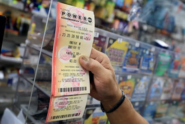 Powerball sigue sin ganadores y el premio mayor sube a $1,300 millones
