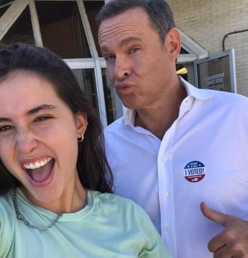 Por ello es que juntos pudieron acudir a las urnas, a ejercer su derecho al voto y así definir el futuro de la nación.