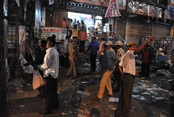 Este jueves estallaron al menos dos bombas, que tuvieron como blanco un barrio comercial de mayoría hindú de la periferia de Hyderabad, donde reside una importante minoría musulmana. La ciudad alberga además industrias especializadas en la alta tecnología de la información.