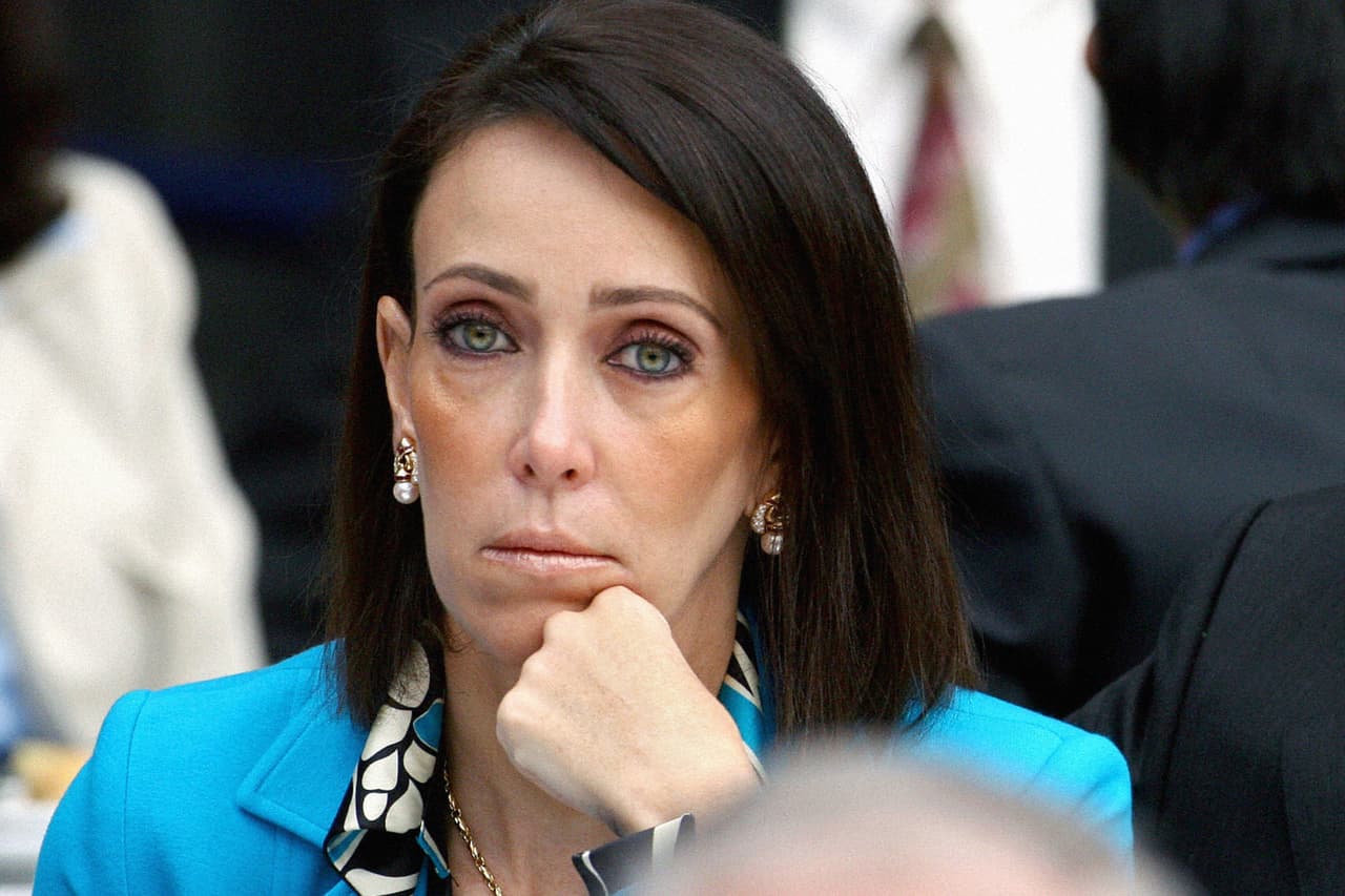 <b>María Asunción Aramburuzabala</b>, (en la foto) puesto 476 de la lista general. Su fuente de riqueza proviene de las inversiones y bebidas alcohólicas.
<br>
<br>Tiene un patrimonio total de 5,800 millones de dólares y su ciudadanía es mexicana.