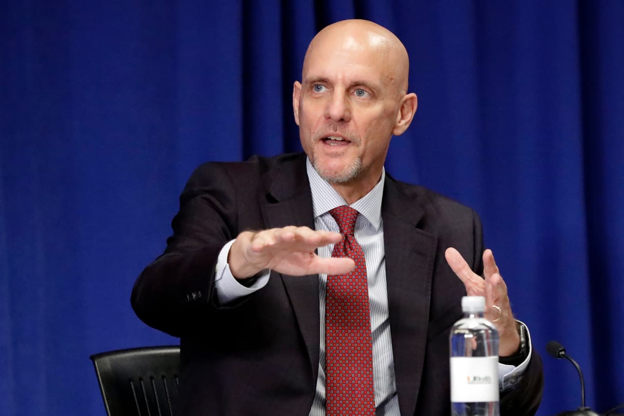 El comisionado de la FDA, Stephen Hahn.