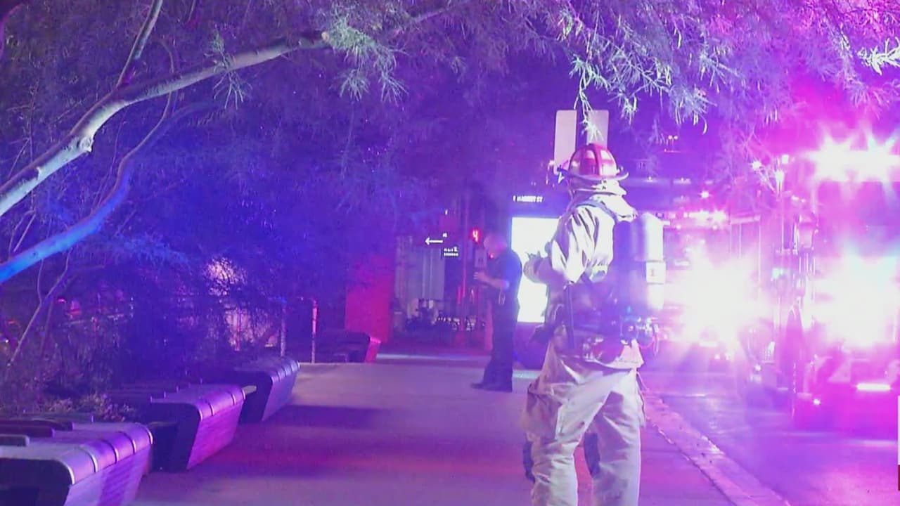 Un corto circuito provoca un incendio en el centro de convenciones Henry B. Gonzalez