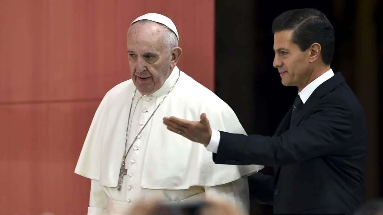 Dan la bienvenida oficial al Papa Francisco en México