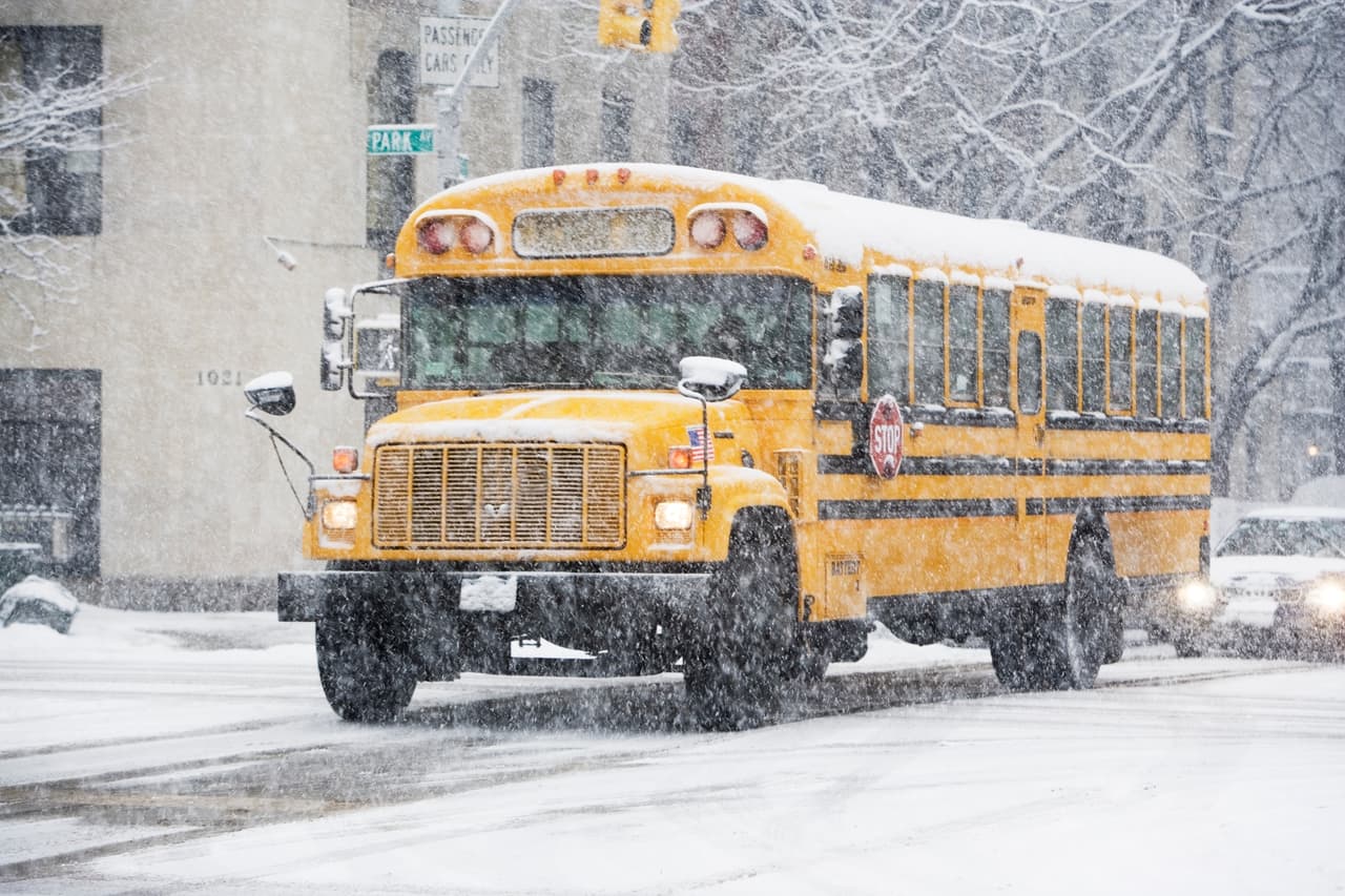Se cancelan las citas de vacunación y las clases presenciales en NYC el martes por la tormenta de nieve