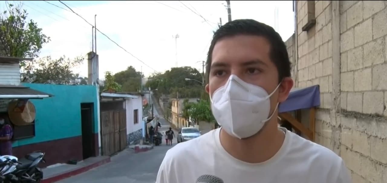 Mientras tanto, su padre, Kendal Chajón, se dijo agradecido de que su pequeña está con vida,
<b>sobre todo al recordar lo grave que estuvo dentro del hospital, producto del salvaje ataque de aquel pitbull. </b>
<br>
