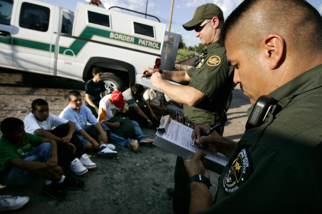 Detenciones en la frontera con México siguen registrando sus cifras más bajas en dos años
