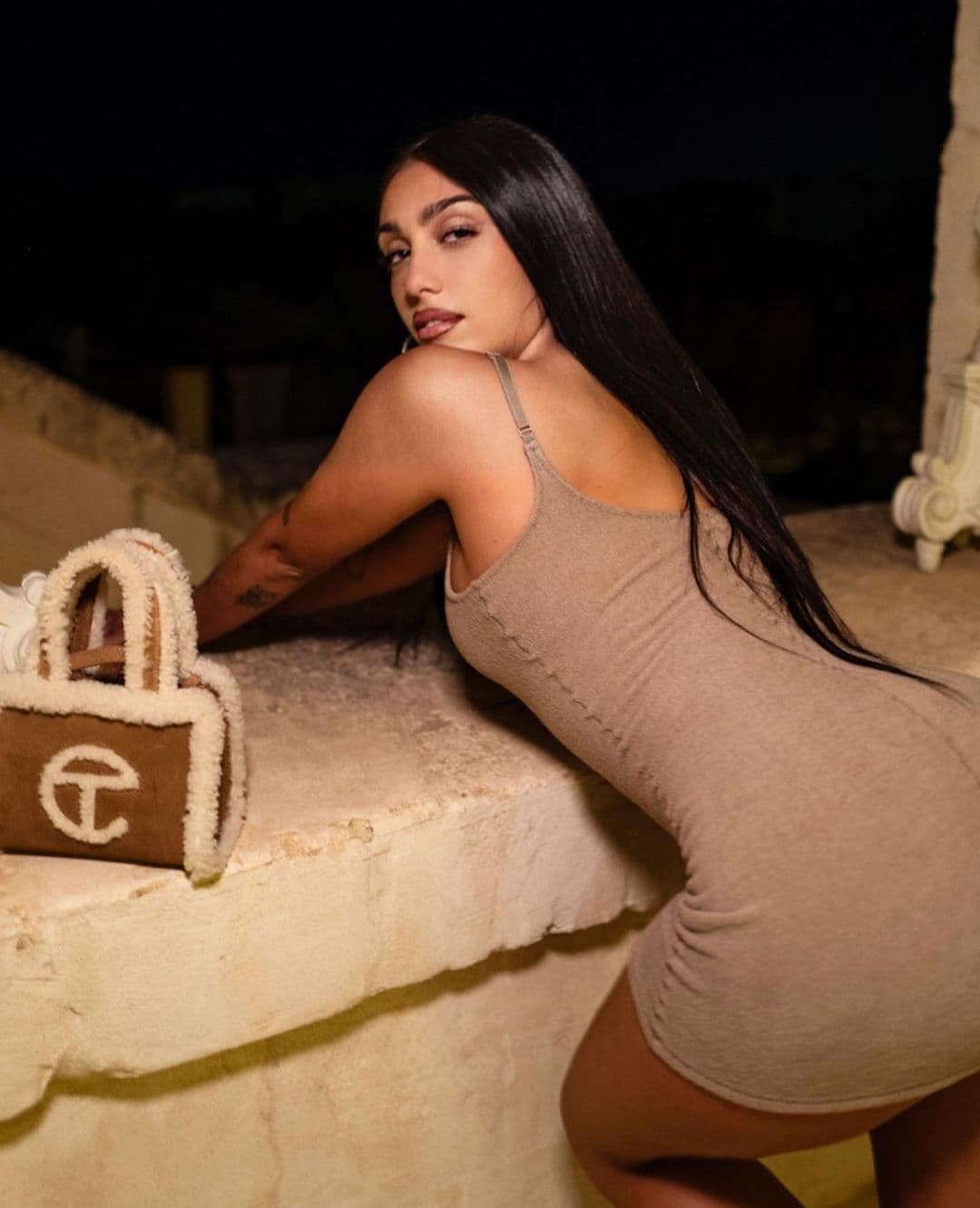 Aparentemente tuvo alrededor de 20 invitados.