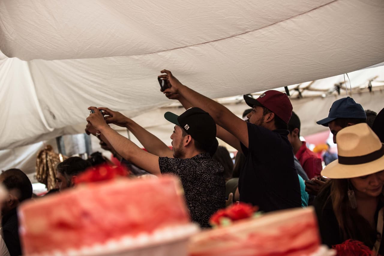 Cada etapa de la jornada fue filmada, tuiteada y reportada en las distintas redes sociales a través de los celulares.