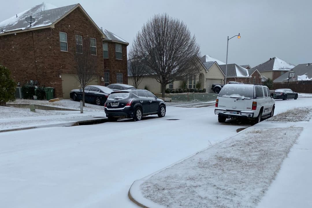 Aviso por tormenta invernal para varios sectores del norte de Texas. Se esperan varios episodios de lluvias, temperaturas peligrosamente frías y condiciones de viaje peligrosas.