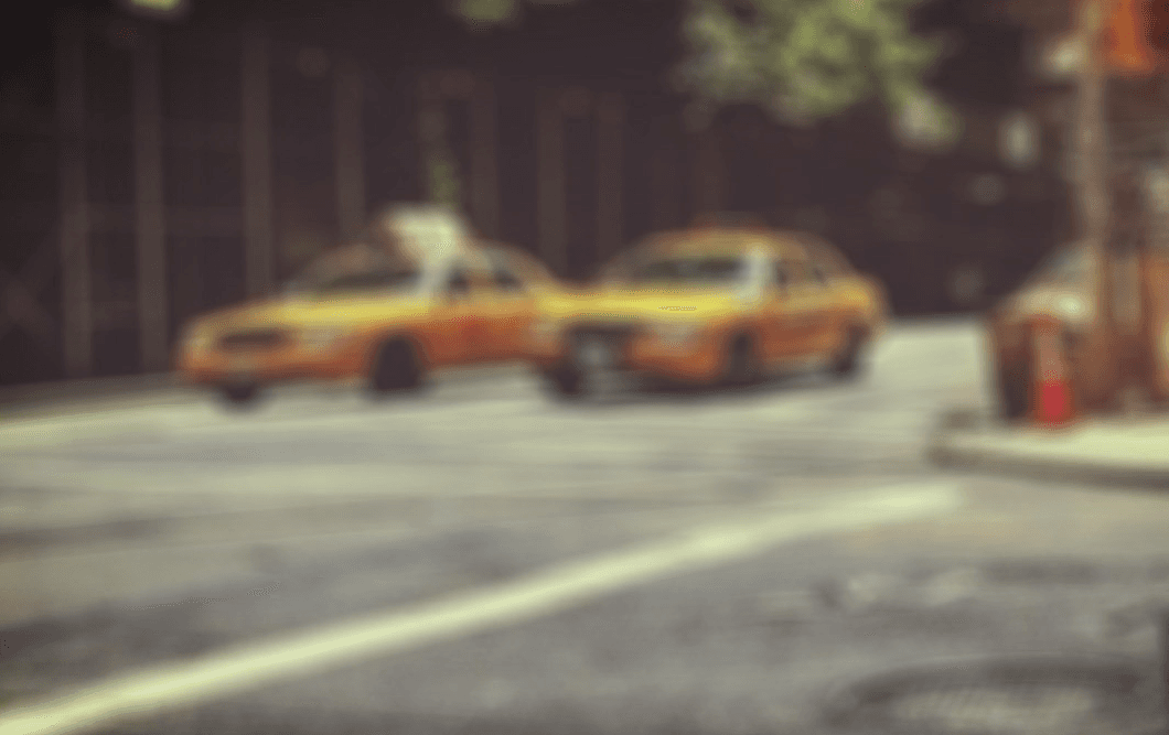 Radican cargos contra taxista que amarró su perro a un carro