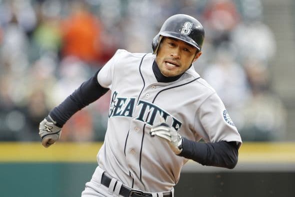 22. ICHIRO SUZUKI- Será luego de la temporada de 2012 cuando concluya el contrato que Ichiro hizo con los Mariners por $90 millones en cinco años. En un año el jugador de origen japonés logró ganar $26 millones.
