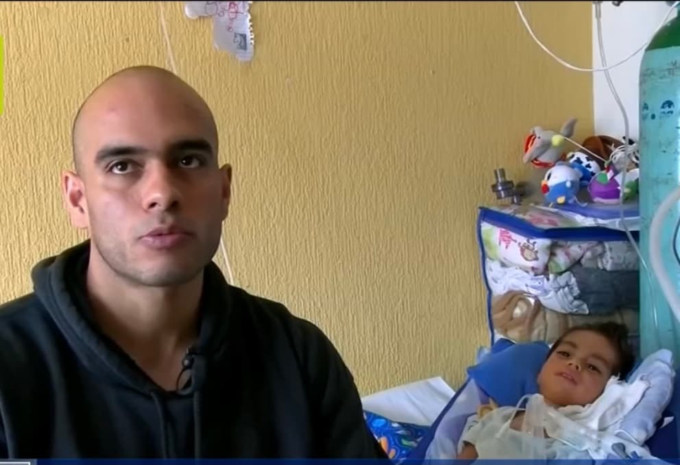 “Fue tener más esperanza, aunque sea difícil, pero es esperanza”, dice el padre del menor, Juventino Zambrano, al recordar que el médico les dijo de la existencia de 
<b>la Zolgensma, el medicamento más caro del mundo y de una sola dosis que cuesta <a href="https://www.univision.com/temas/dinero">2 millones de dólares</a></b>, que sirve como tratamiento de esta enfermedad. 
<br>