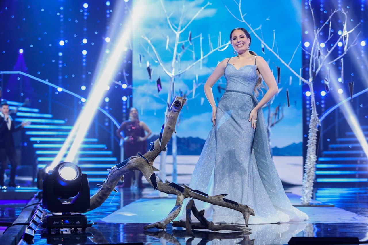 Massiel en la pasarela de la sexta gala NBL al ritmo de Chayin Rubio.