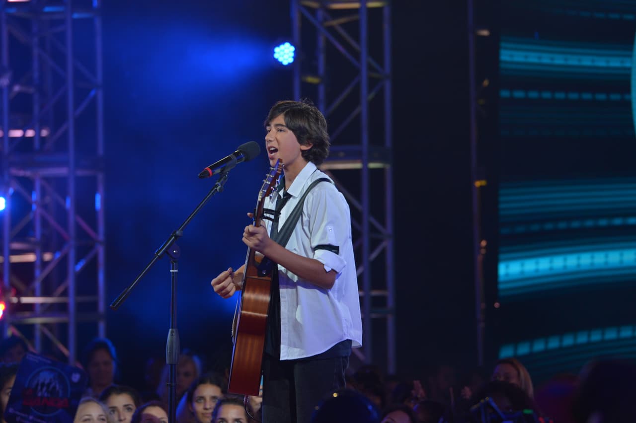 Alan Matheus es La Banda, así al menos lo dijeron los jueces. Ricky Martin se sintió identificado con el chico durante su audición. ¿Llegará lejos en la competencia?