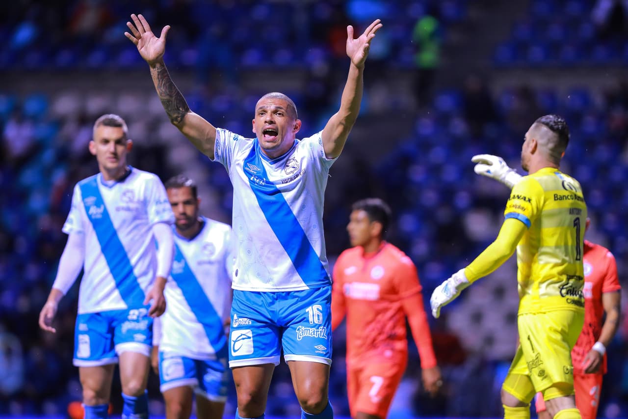 Segovia comandó la defensa de Puebla.