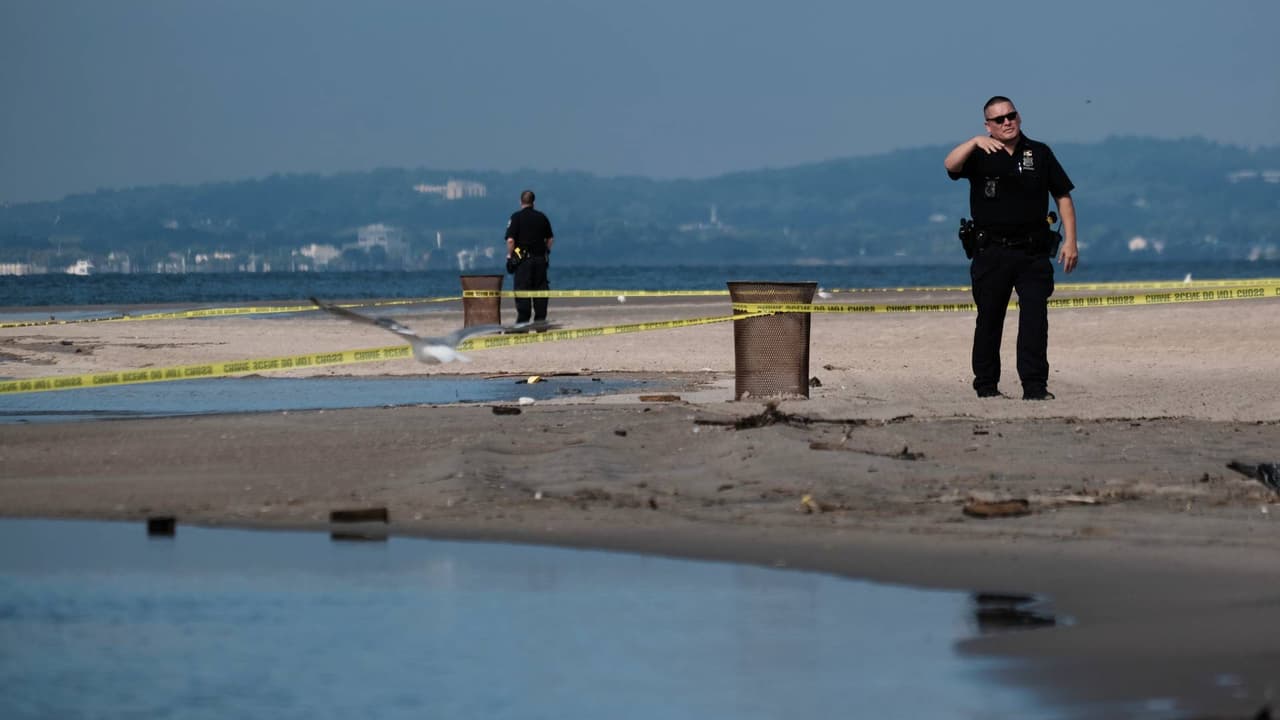 Dos jóvenes mueren ahogadas mientras nadaban en Coney Island en Brooklyn