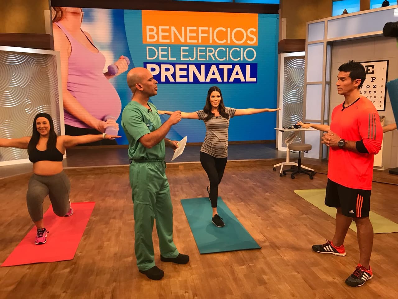 La conductora confesó que no hacía ejercicio desde Mira Quién Baila, por lo que bromeó al asegurar que sentía que se le saldría el bebé.