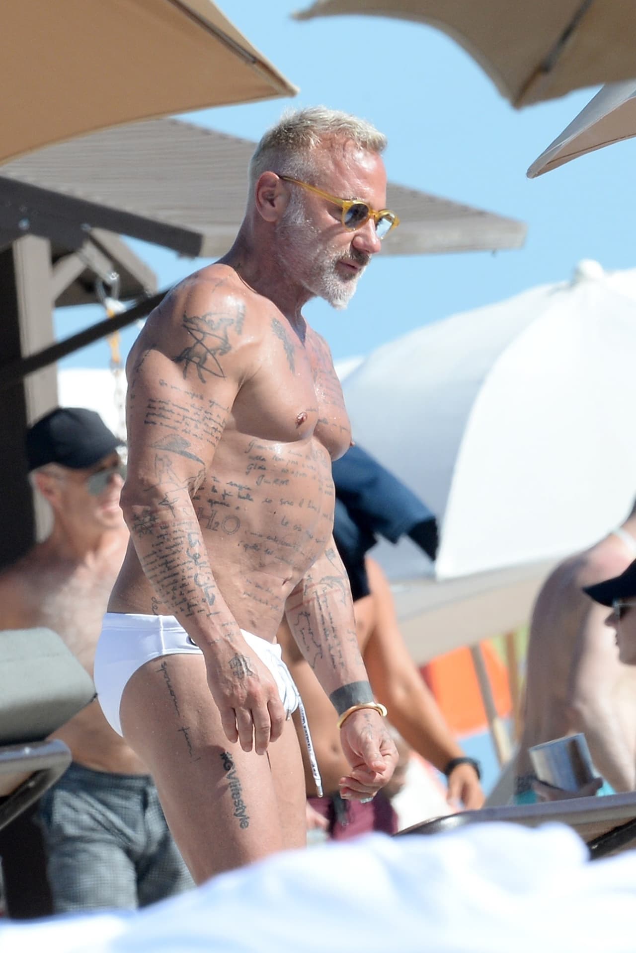 La popularidad de Vacchi se incrementó en 2014 gracias a Zac Efron, uno de sus amigos más cercanos.