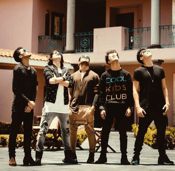 Christian, otro de los integrantes de CNCO, comentó: "Creo que vamos a ir por allá".