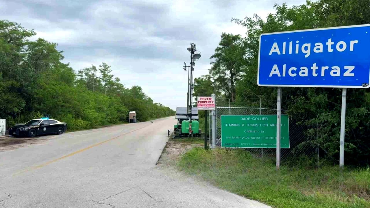 ¿Qué se sabe del proceso de cierre de Alligator Alcatraz?