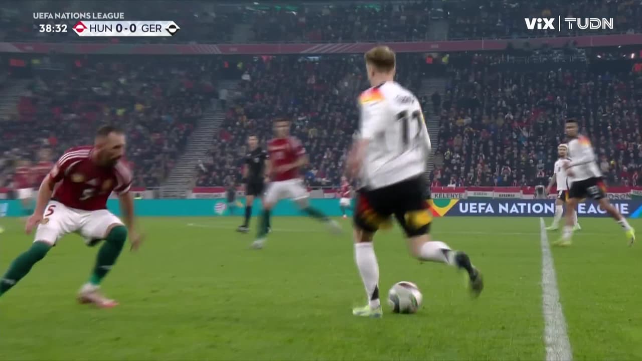 ¡Por las que mueres! Nagy recibe de espaldas y casi 'vacuna' a Alemania