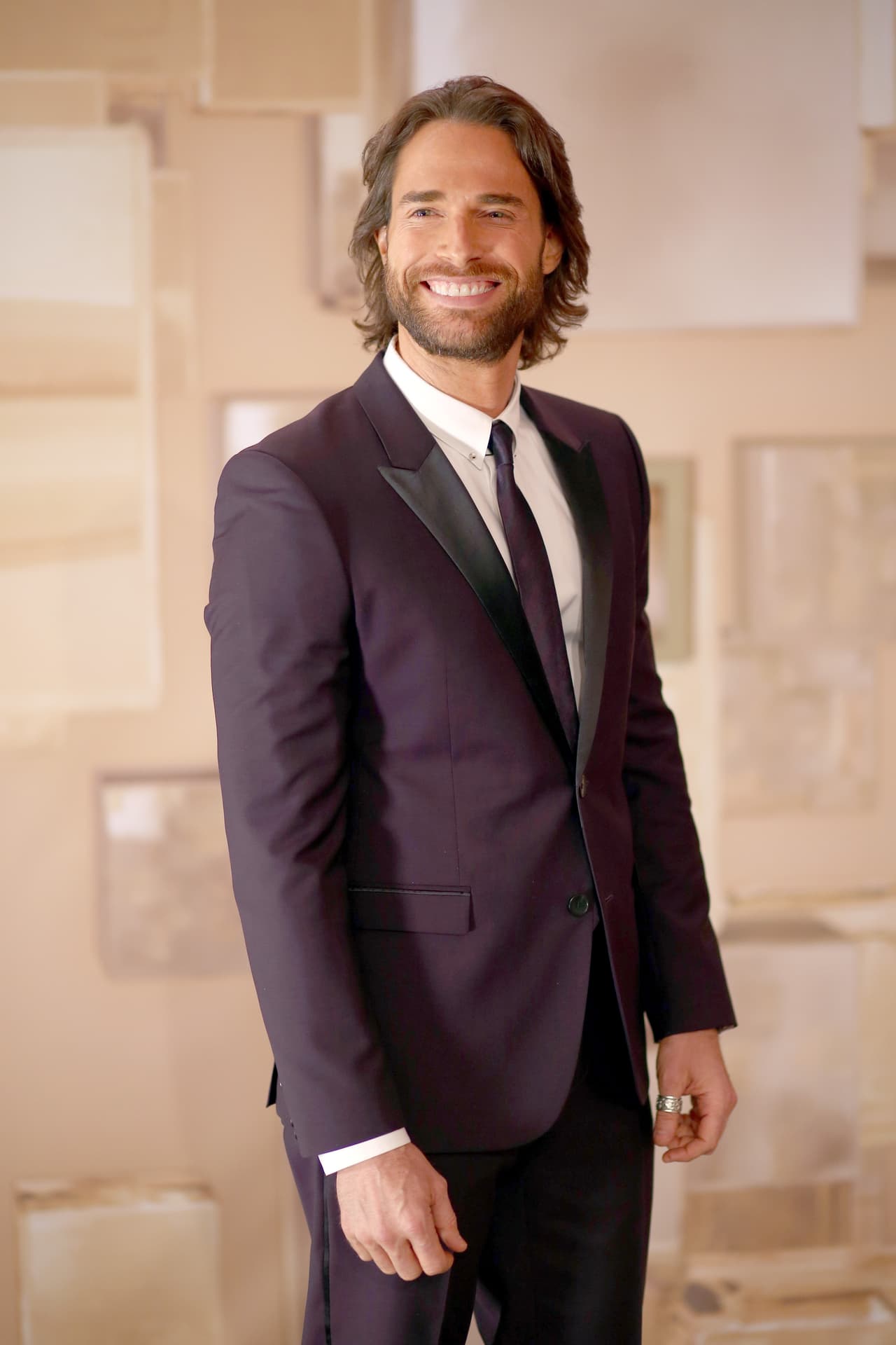 El actor también se ha convertido en uno de los consentidos de Latin GRAMMY por su simpatía en la conducción.