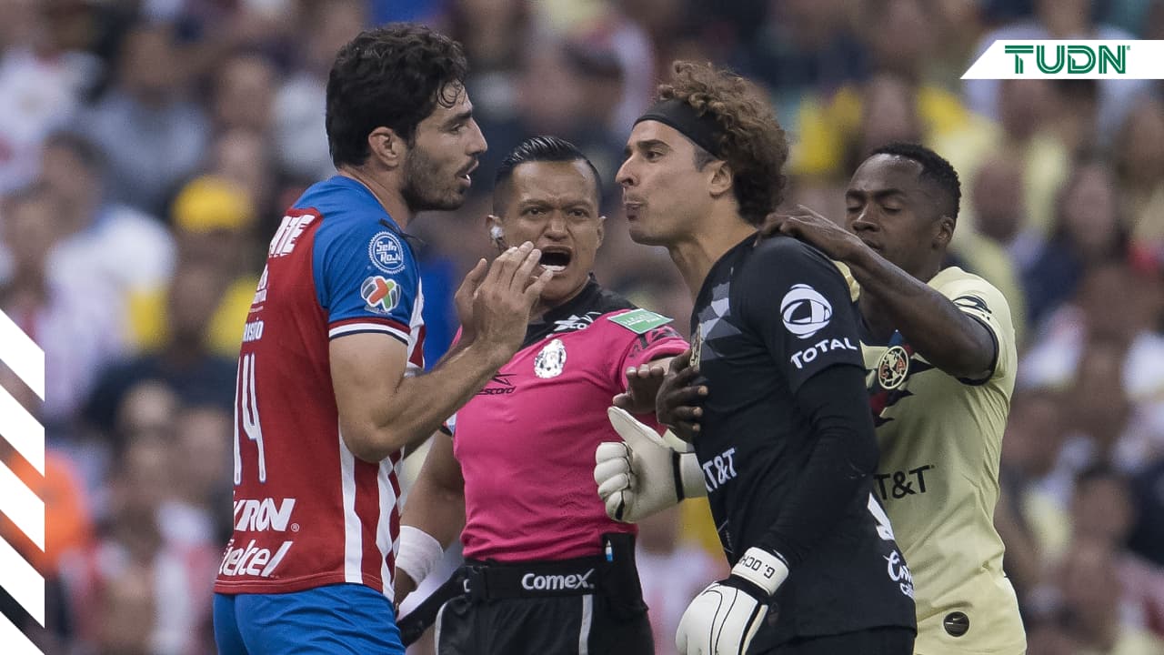 Guillermo Ochoa niega haber escupido a ‘Pollo’ Briseño