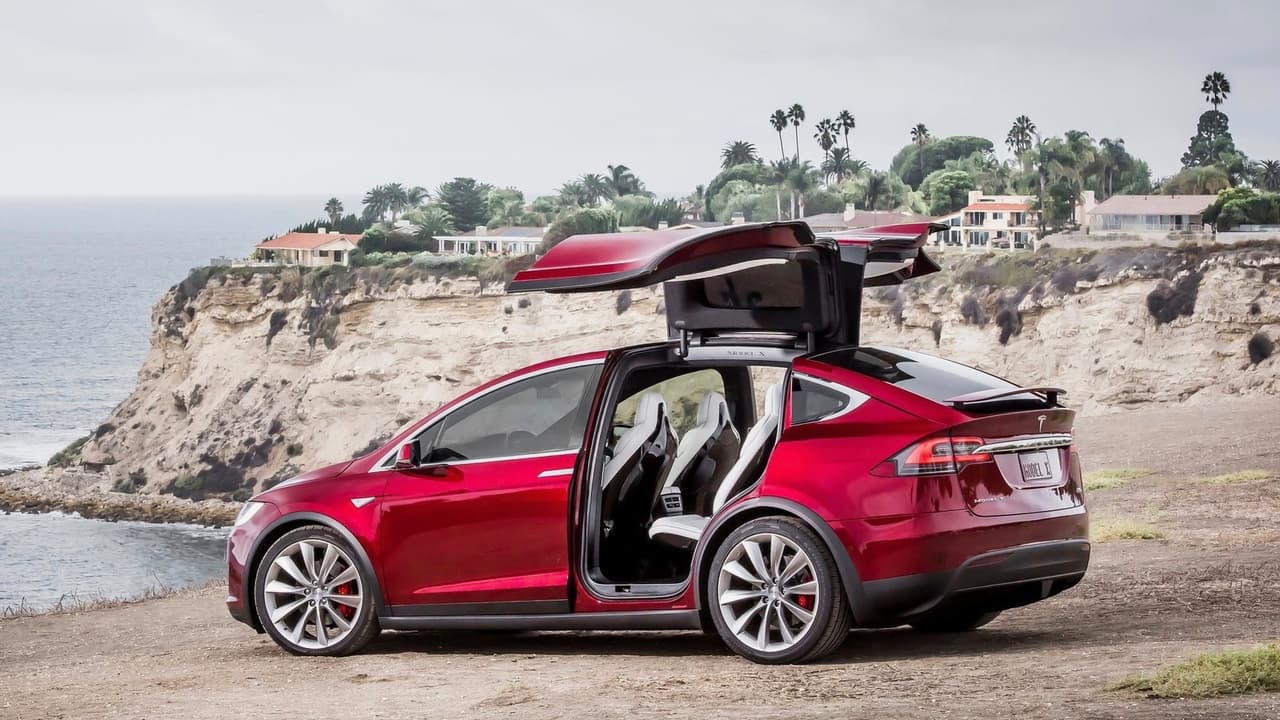 <h3 class="cms-h3-H3">2. Tesla Model X</h3>
<br>Los dueños de esta SUV, el único vehículo eléctrico del ranking, reportaron problemas en los sistemas electrónicos del vehículo y en los mecanismos de la carrocería, así como inconvenientes relacionados a ruidos y fugas.
