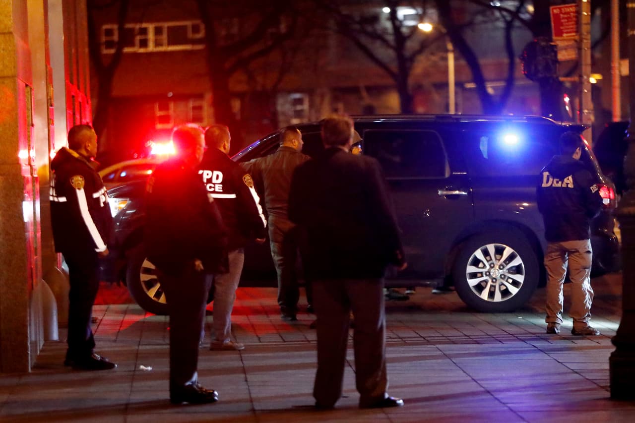 Guzmán pasó su primera noche en Estados Unidos en una celda del Metropolitan Correctional Center, ubicado en el bajo Manhatan.
