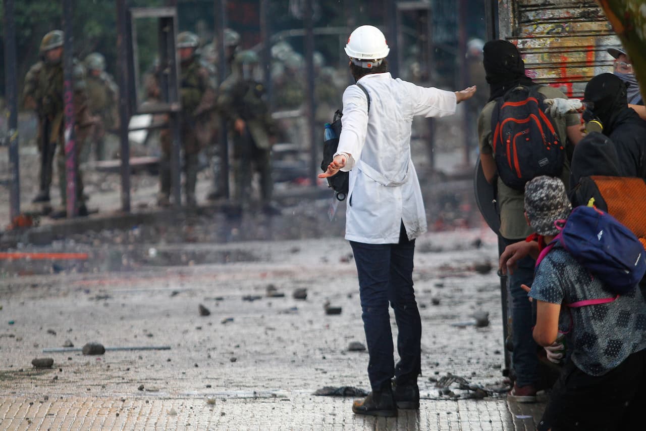 Alcanzan un acuerdo histórico en Chile para convocar un plebiscito que entierre la vigente Constitución de Pinochet