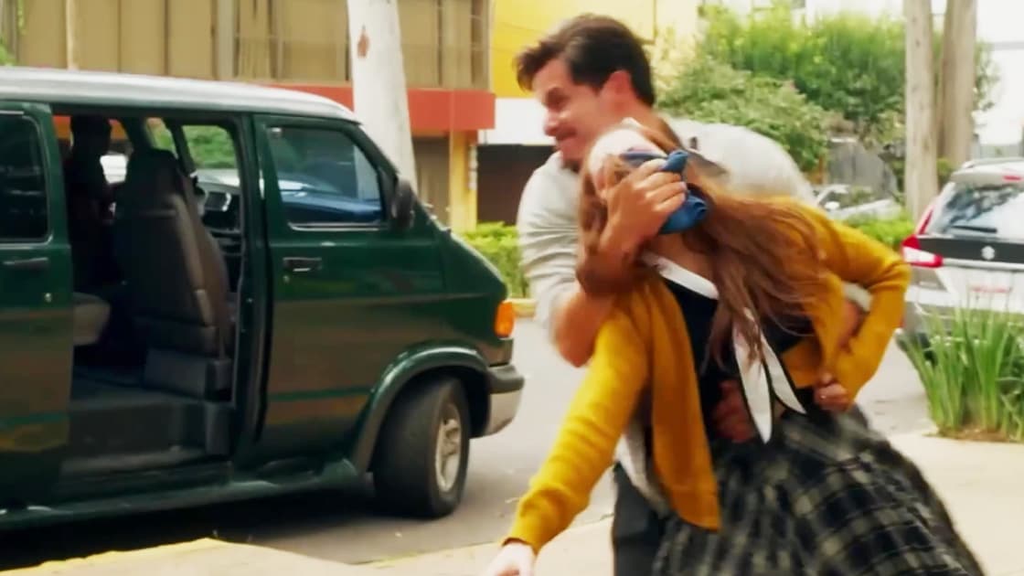 ¡'El Negro' rapta a Belinda! | Mi Verdad Oculta | Capítulo 55