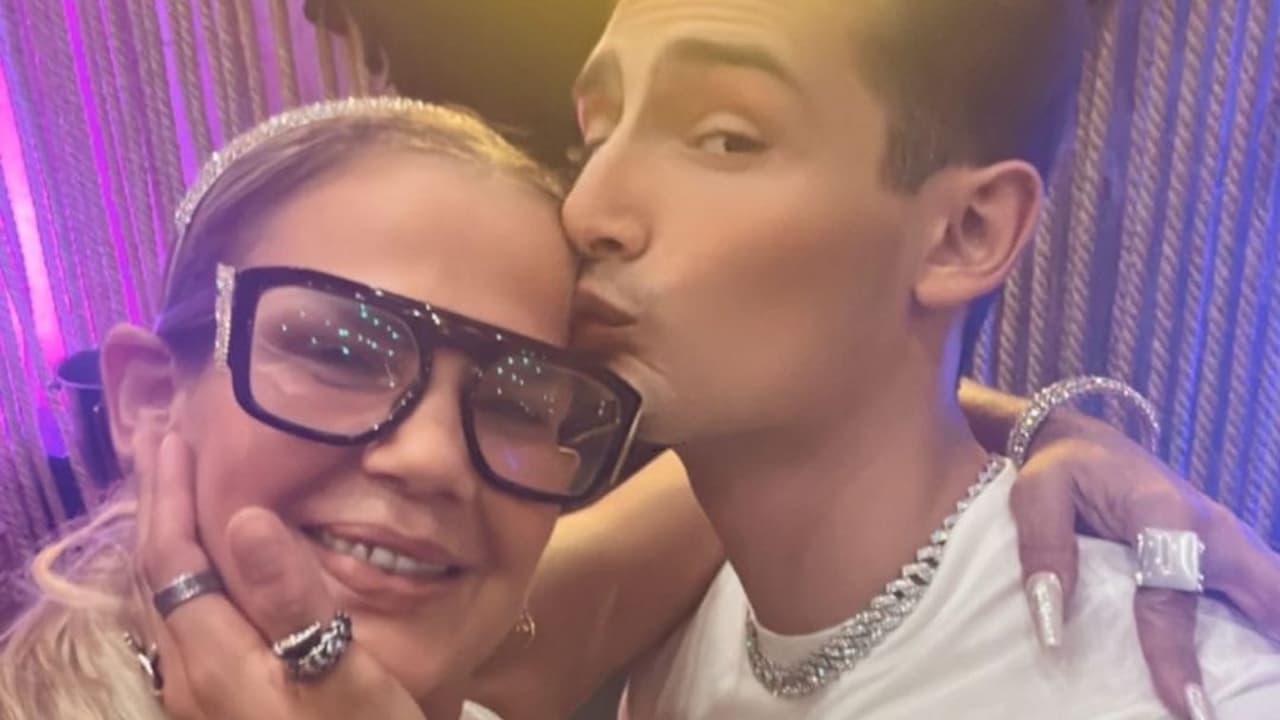 Niurka presumió días antes reconciliación con su hijo Emilio.