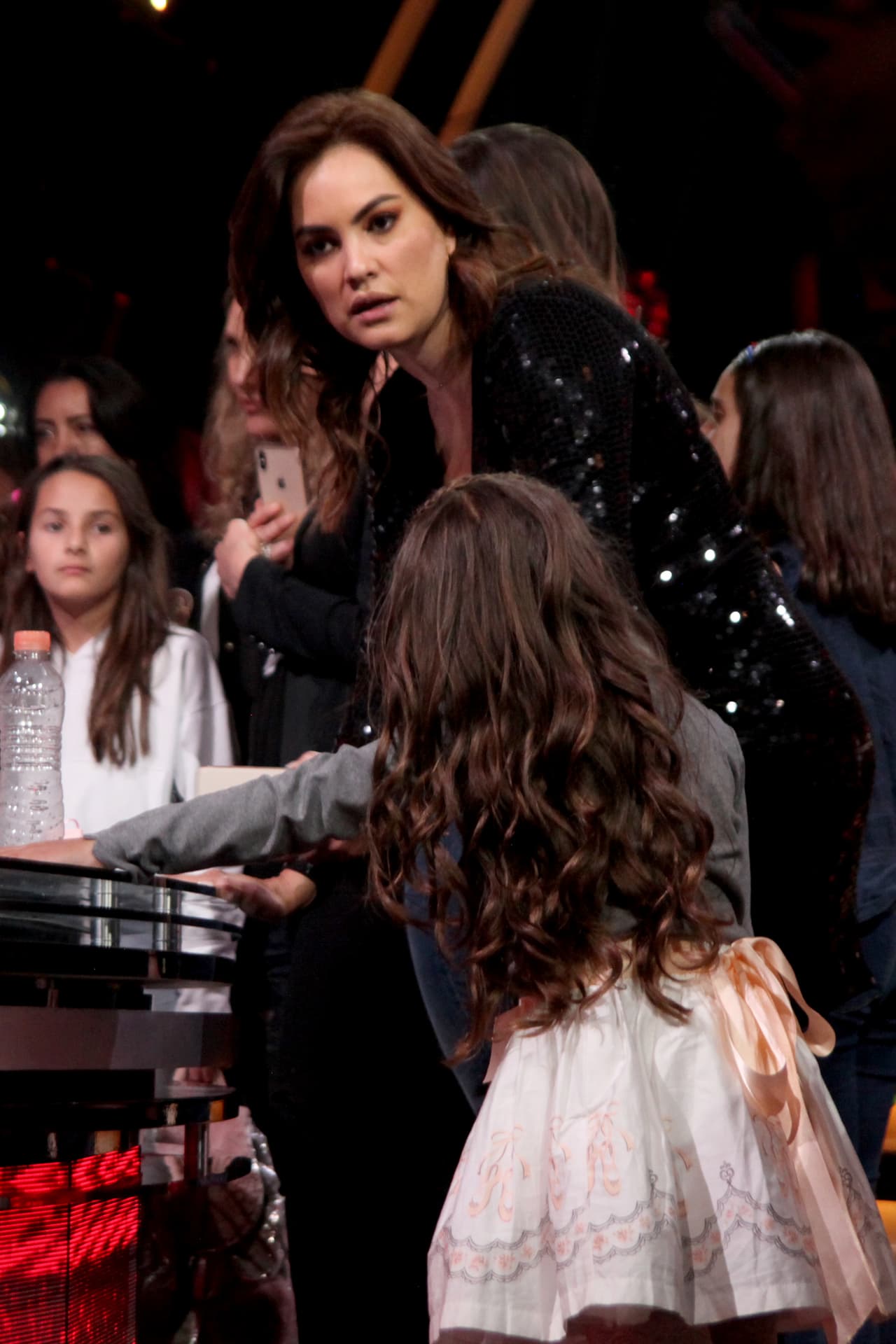 Paola Eraso, la madre de Rafaela, acompañó a la pequeña durante todo el programa. A cada oportunidad, la niña se acercaba a su abuela y convivía con los participantes de reality, con quienes aún quiere celebrar su fiesta de cumpleaños.