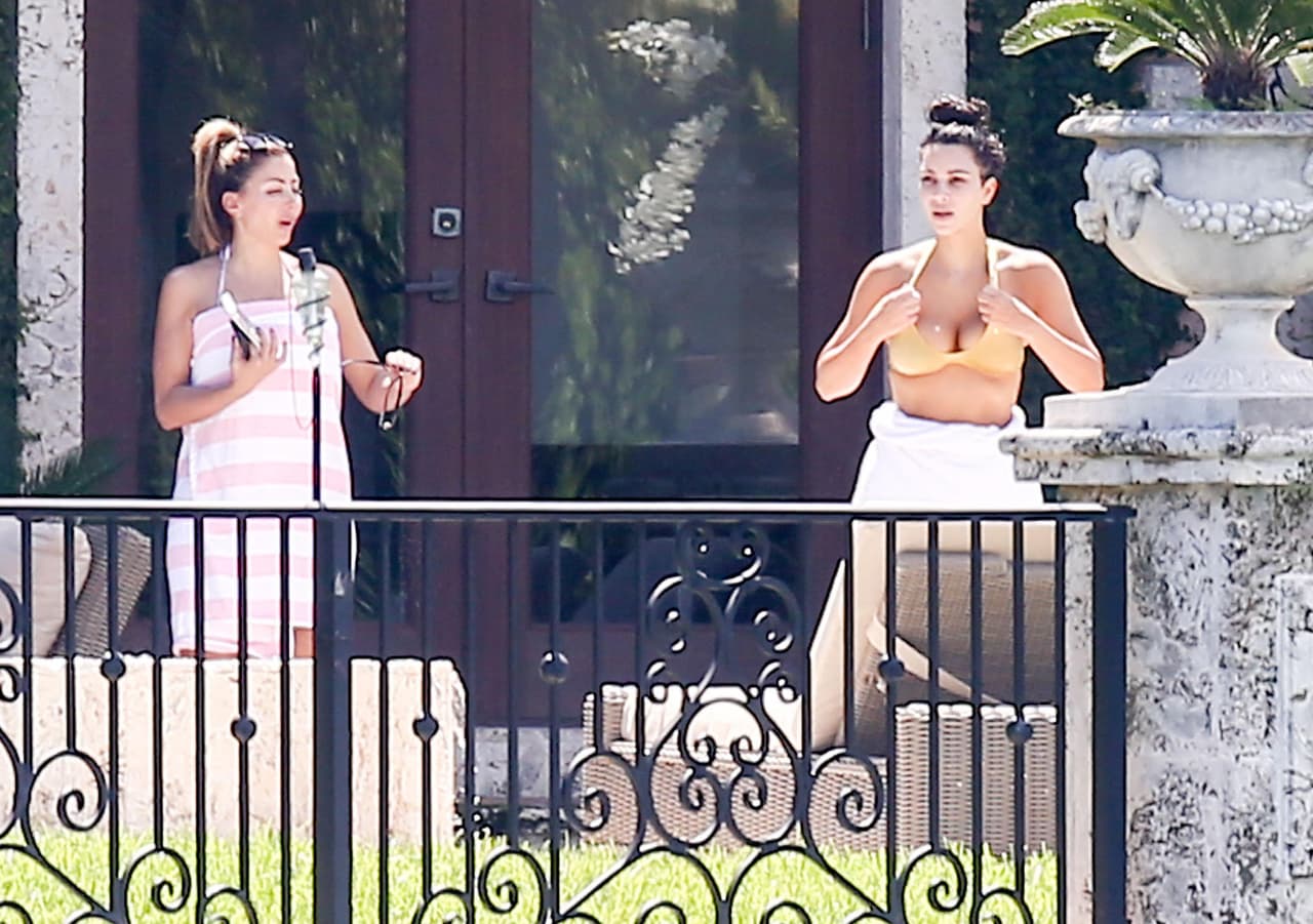 Kim estaba con sus amigas, entre ellas, Larsa, esposa del ex jugador Scottie Pippen.