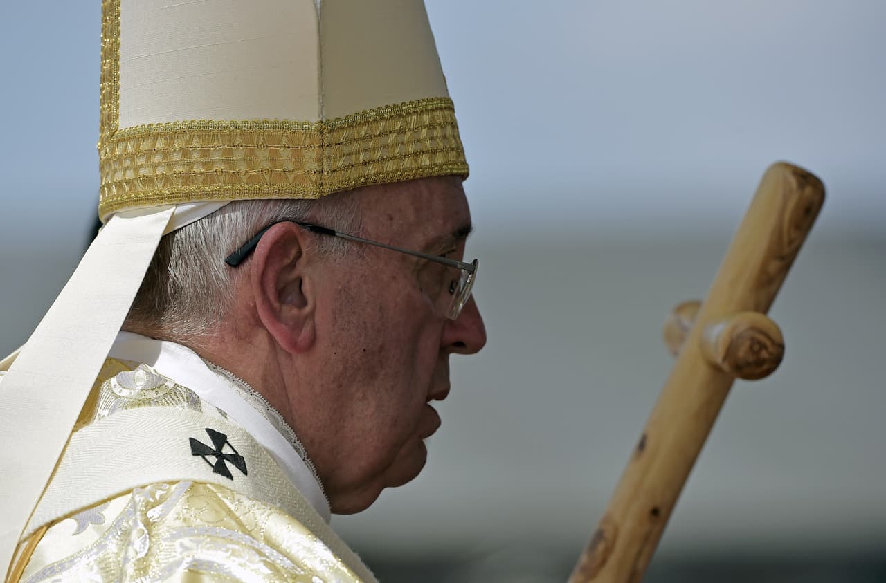"Jamás provoques lágrimas en un rostro que te ha regalado sus mejores sonrisas".