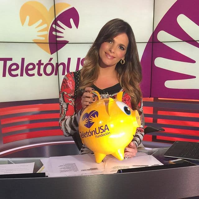 Primer Impacto: “Amigos de Nueva York acompañen a @pamelasilvatv hoy y mañana durante la transmisión de @teletonusa en 161 St. y la Grand Concourse Av., Bronx, NY (a solo 3 cuadras del estadio de los Yankees). #PrimerImpacto #MomentoDeActuar”.