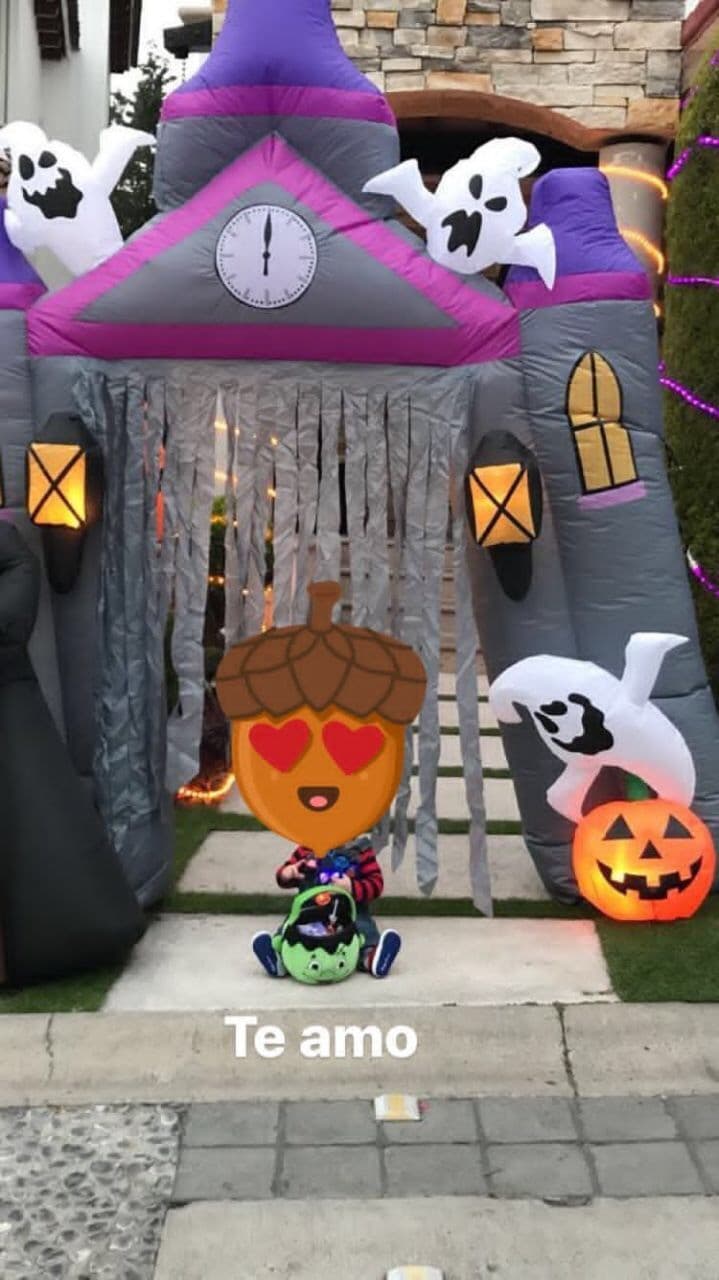 Marjorie presumió en sus historias al pequeño Matías disfrazado de Freddy Krueger.