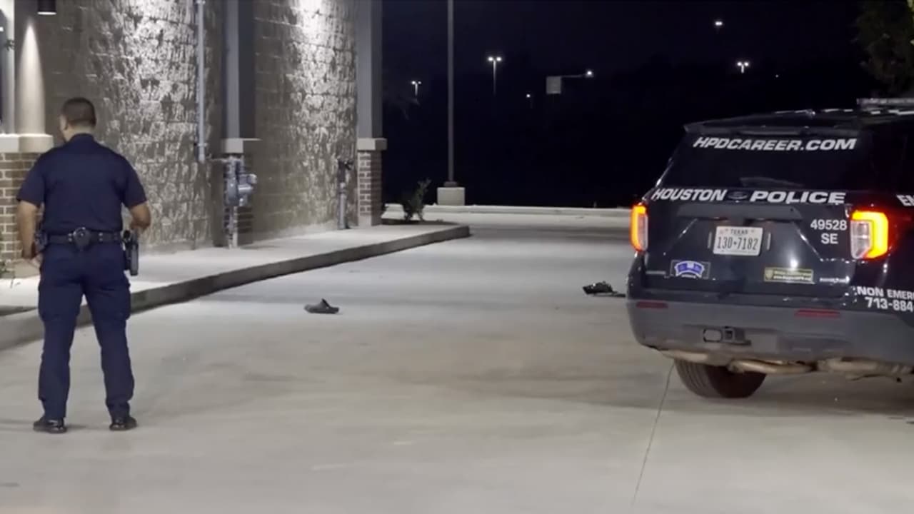 Policía de Houston busca a mujer señalada de disparar en la cara a un hombre tras una discusión