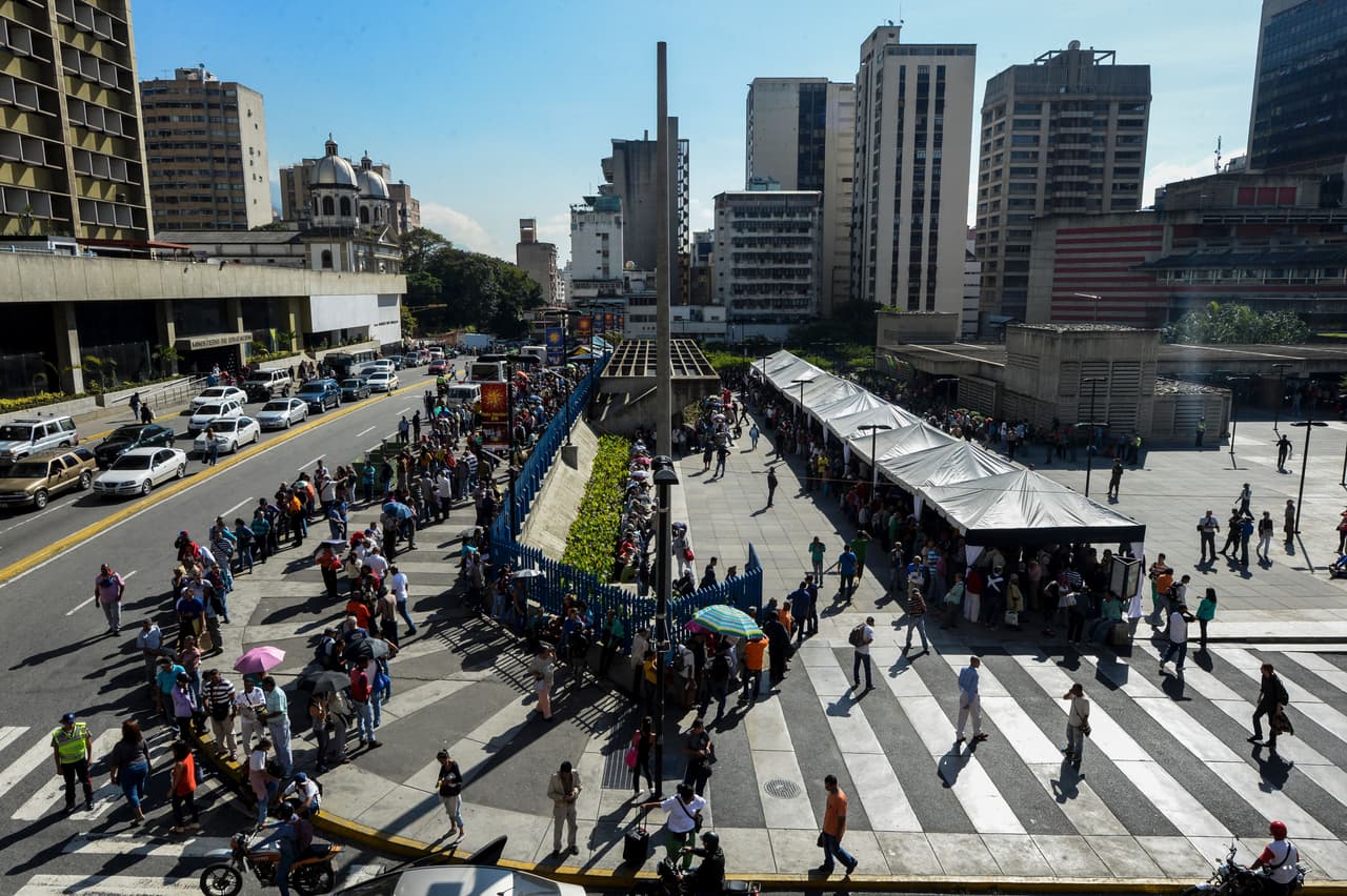 A partir de este 16 de diciembre y durante cinco días, el canje de viejos billetes solo podrá realizarse en la sede principal del Banco Central de Venezuela, ubicada en Caracas.