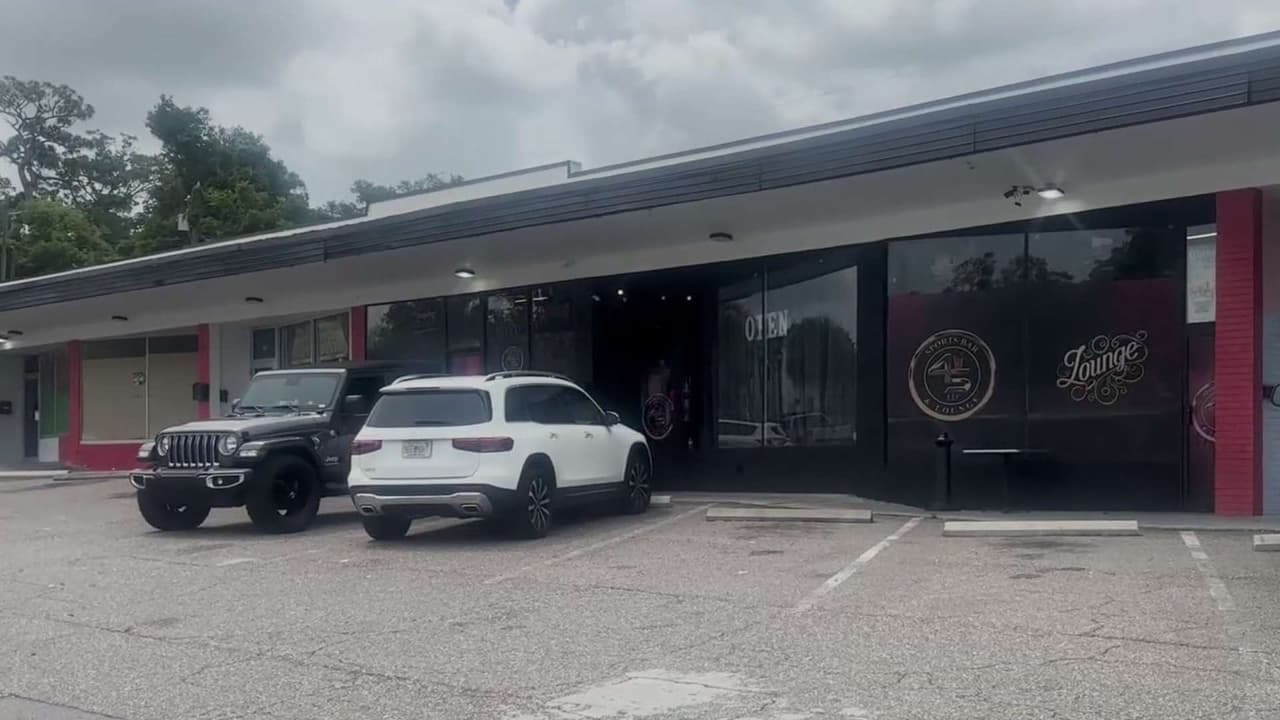 Tiroteo en bar deportivo de Clearwater preocupa a comerciantes por la seguridad