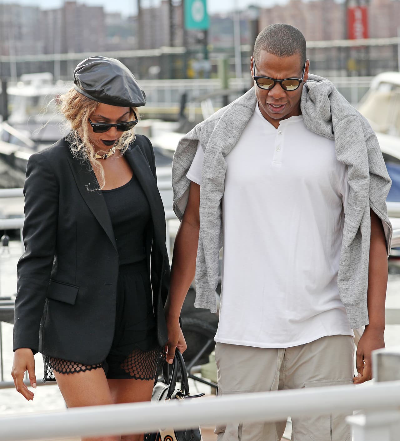 No se tomaron de la mano, ni se dieron un besito, ni siquiera una sonrisa amistosa.