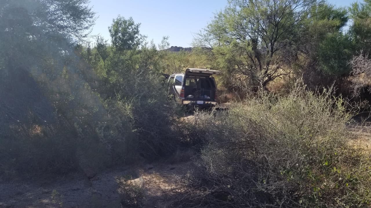 La persecución ocurrió cerca de Why, Arizona. Los indocumentados que viajaban en una camioneta que intentó evadir la orden de agentes de la Patrulla Fronteriza para que se detuviera.