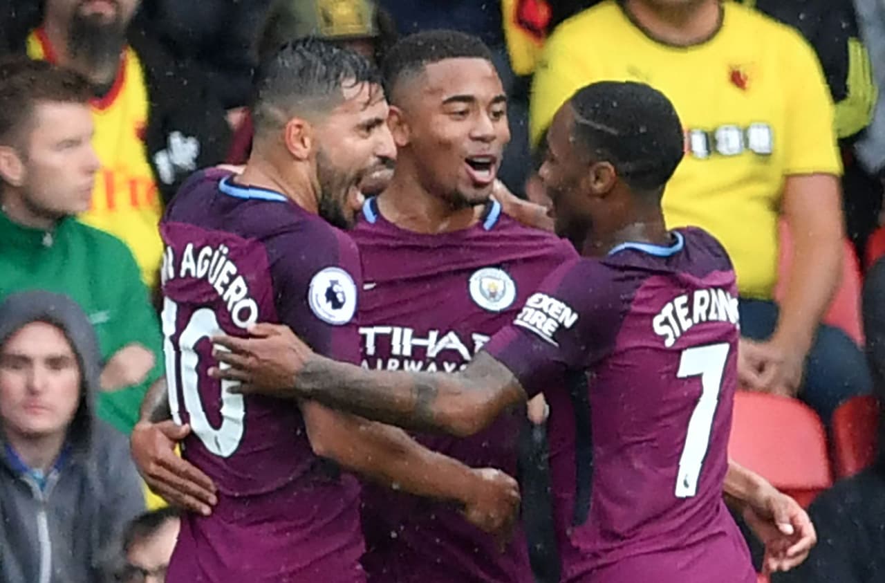 3: El argentino Sergio Agüero (10), el inglés Raheem Sterling (9) y brasileño Gabriel Jesús (8) se han dado el lujo de poner 27 goles para Manchester City en lo corrido de su brillante temporada.