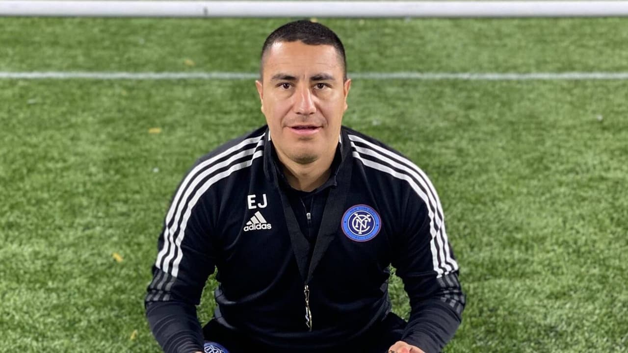 ¡A Europa! Efraín Juárez se va a Bélgica como auxiliar técnico