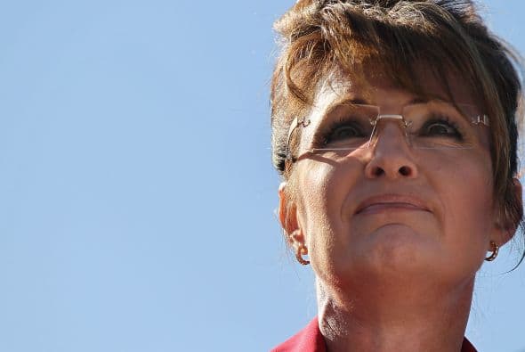 La ex candidata republicana a la vicepresidencia de Estados Unidos, Sarah Palin, estrena este domingo un "reality show" en televisión, lo que refuerza la especulación sobre su futuro político con miras a las elecciones de 2012.