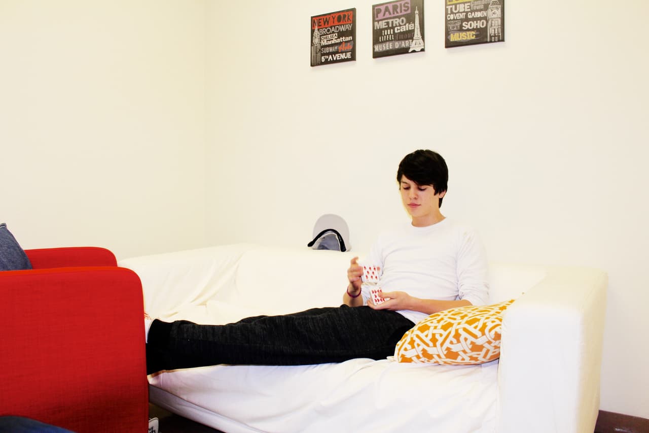 Los chicos de La Banda no paran ni un solo minuto. Nos metimos a sus ensayos y hasta en sus horas de estudio.