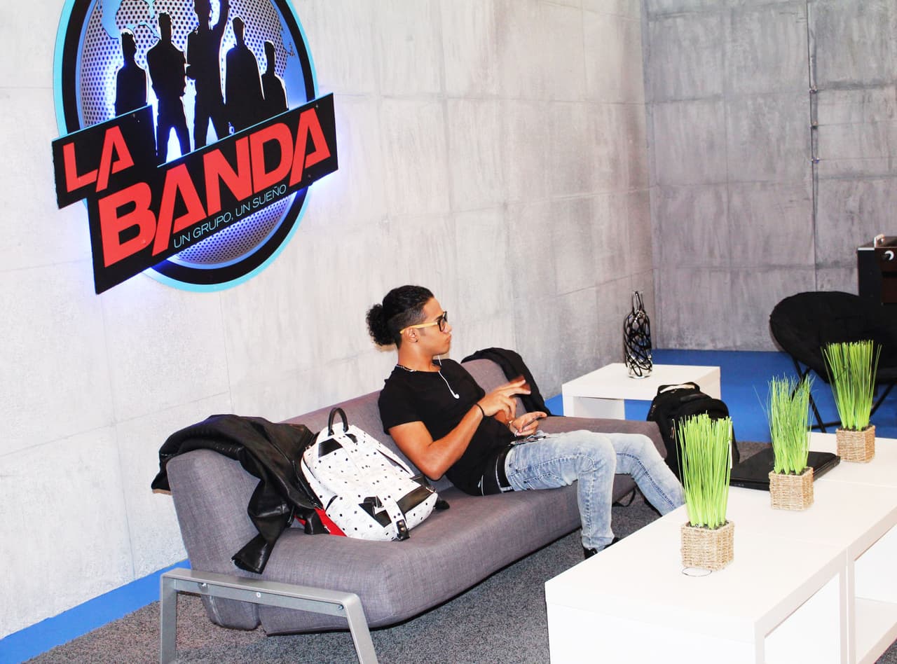 Los chicos de La Banda no paran ni un solo minuto. Nos metimos a sus ensayos y hasta en sus horas de estudio.